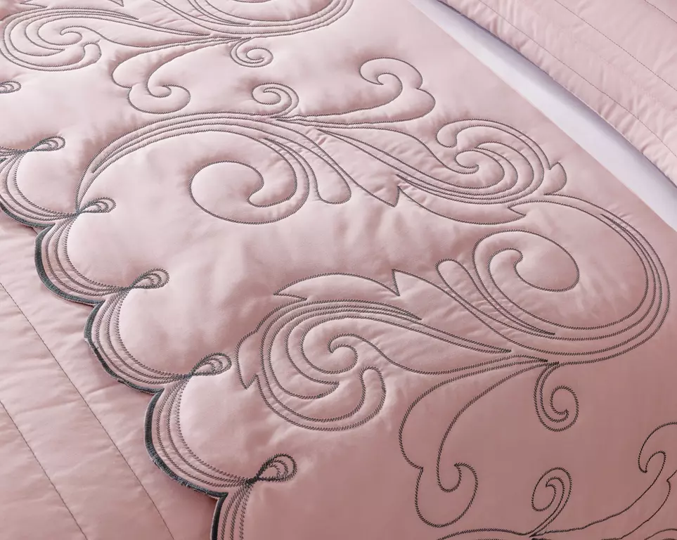 KIT ENXOVAL KING VERSÁTILE DUO 06 PEÇAS - MATELASSADO E BORDADO -  MEDIDA DE SUPER KING foto adicional 10