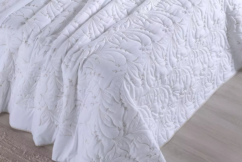 COBRE LEITO KING SINTONIA 03 PEÇAS - 200 FIOS - BORDADO - MEDIDA SUPER KING foto adicional 3