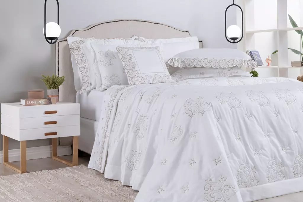COBRE LEITO QUEEN 400 FIOS ANDORRA 3 PEÇAS -BORDADO foto adicional 1