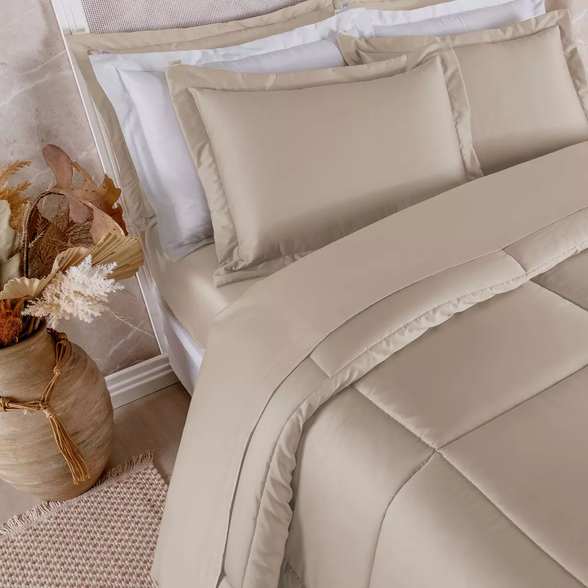 JOGO DE CAMA QUEEN CLASS 4 PEÇAS - 400 FIOS ACETINADOS