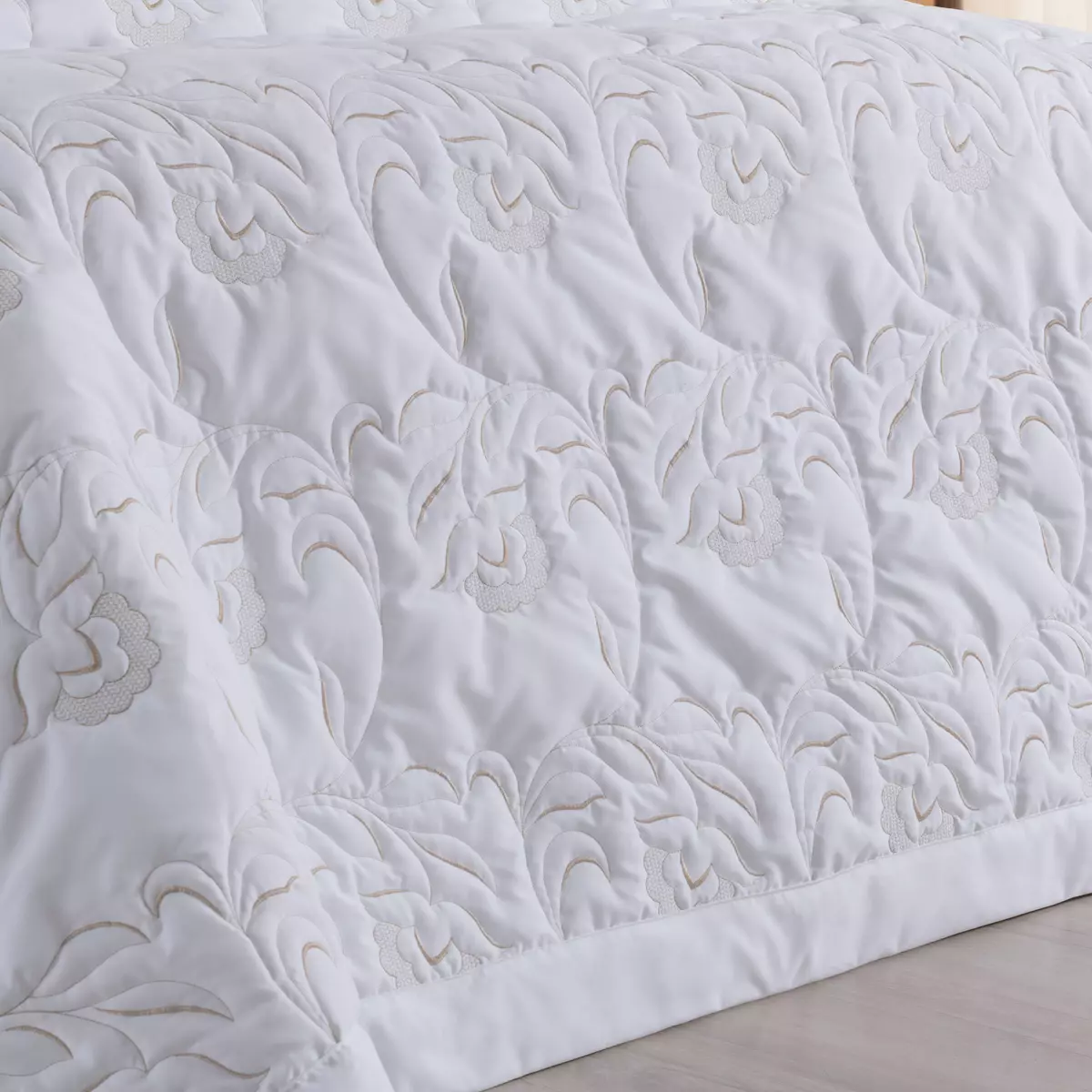 COBRE LEITO BORDADO KING ELEGANCE 3 PEÇAS - MEDIDA DE SUPER KING - 3,10 X 2,70 foto adicional 5