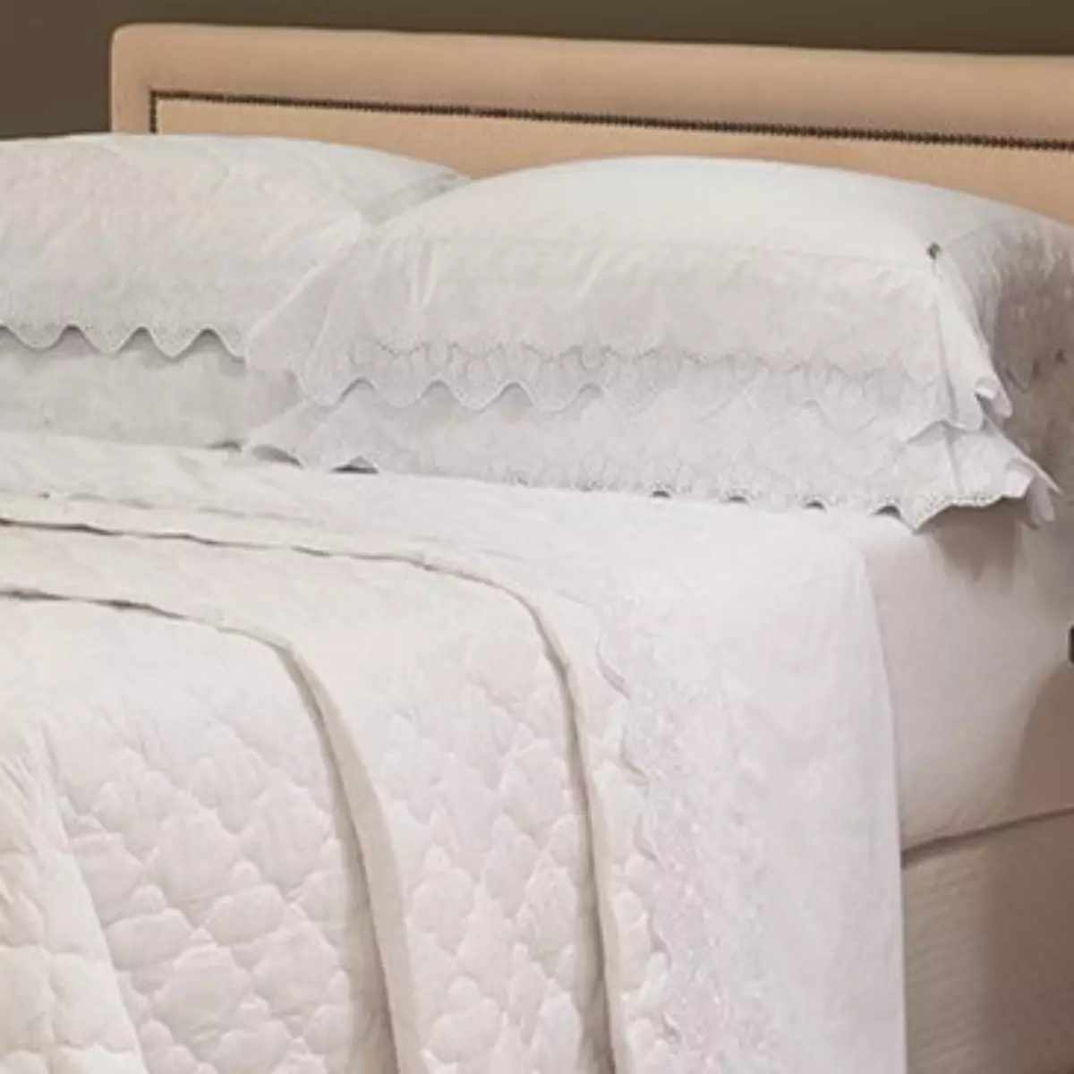 COBRE LEITO BORDADO QUEEN ELEGANZA 3 PEÇAS foto adicional 5