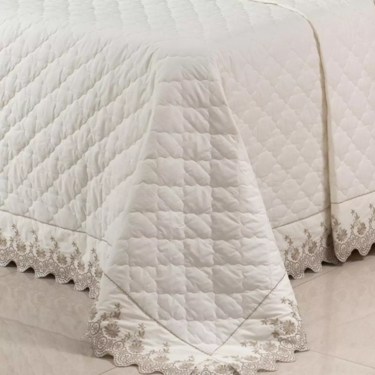 COBRE LEITO SUPER KING BORDADO ELEGANZA 3 PEÇAS foto adicional 5