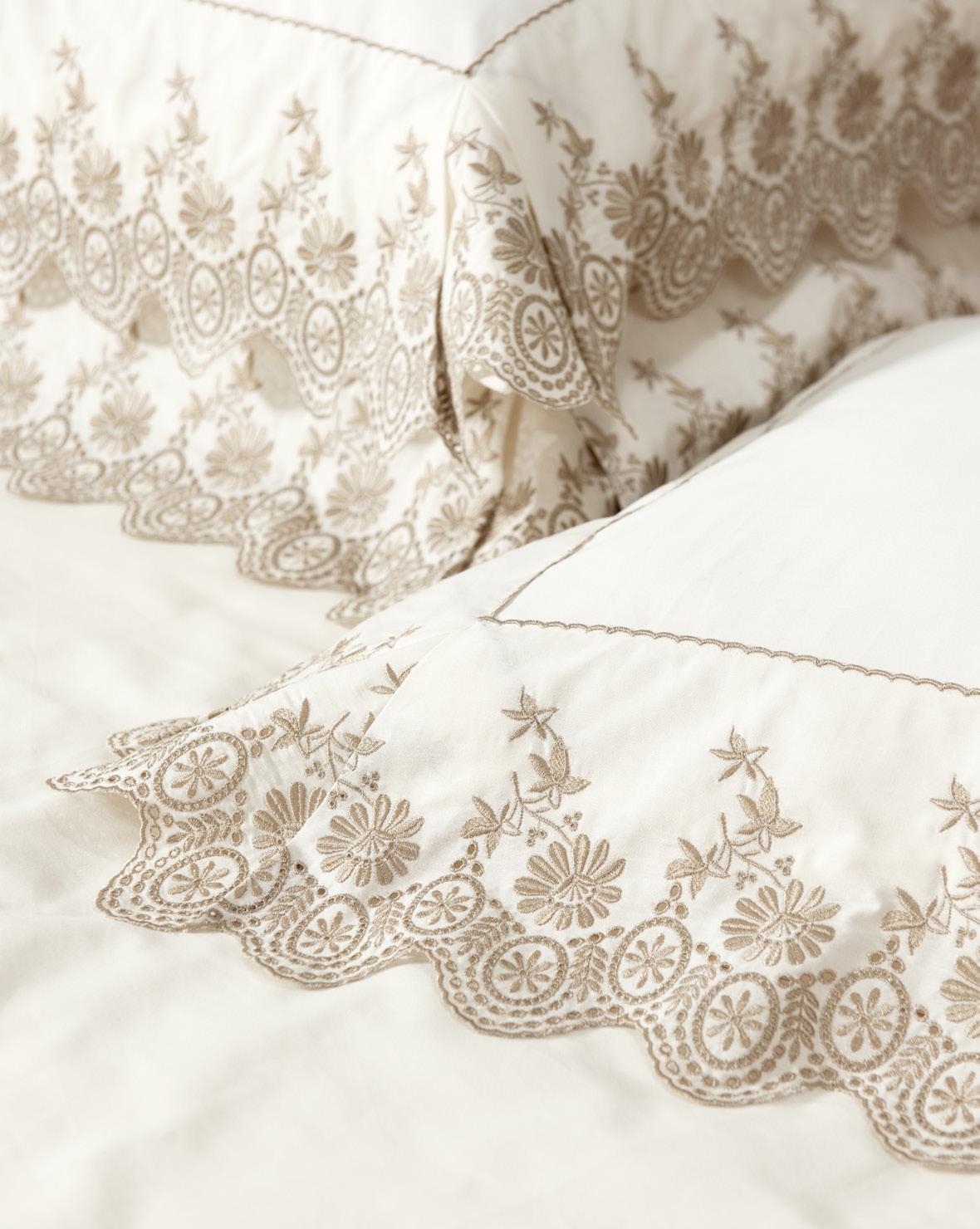 JOGO DE CAMA BORDADO KING ELEGANZA  4 PEÇAS foto adicional 3