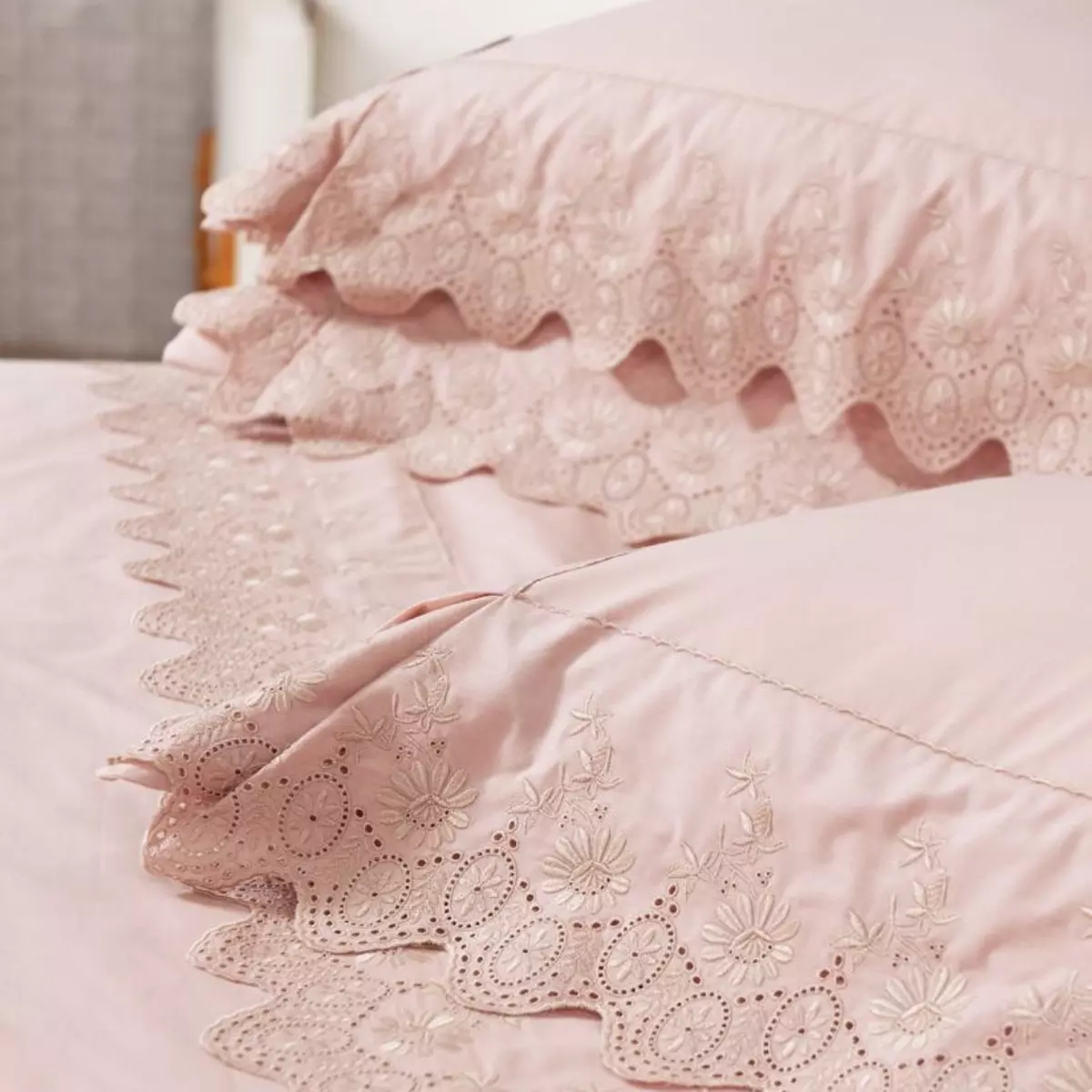 JOGO DE CAMA BORDADO QUEEN ELEGANZA  4 PEÇAS foto adicional 1