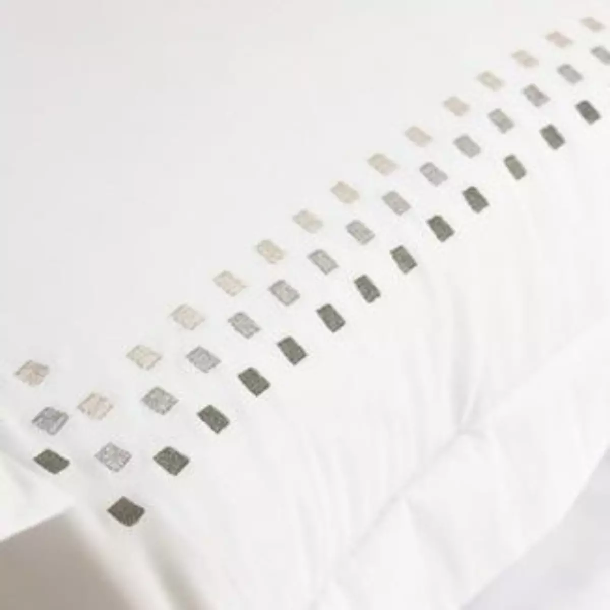 JOGO DE CAMA QUEEN LUMI  4 PEÇAS - BORDADO foto adicional 8