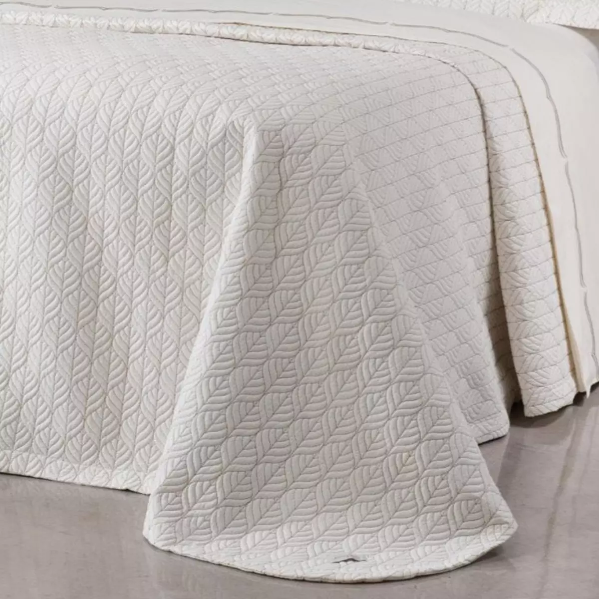 COBRE LEITO KING BRISA  3 PEÇAS - BORDADO foto adicional 2