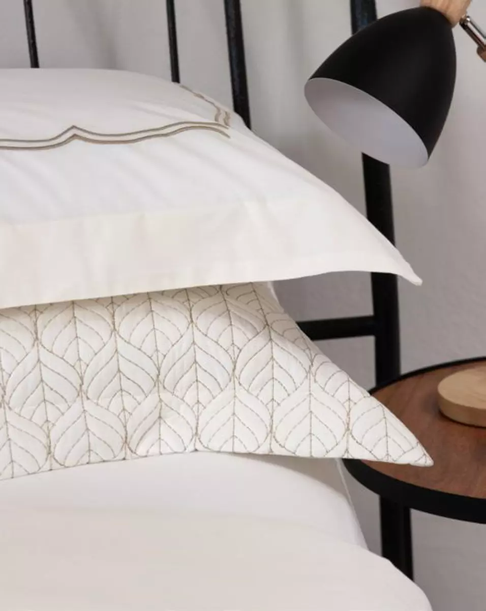 COBRE LEITO SUPER KING BRISA 3 PEÇAS - BORDADO foto adicional 5