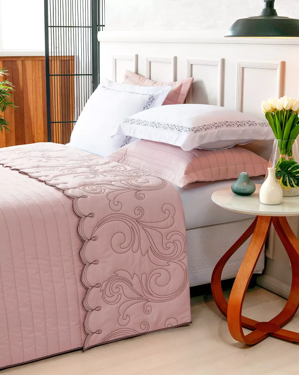 KIT ENXOVAL QUEEN VERSÁTILE DUO 06 PEÇAS - MATELASSADO E BORDADO - 4 CORES DISPONÍVEIS foto adicional 8