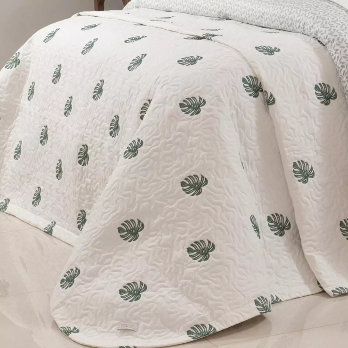 COBRE LEITO SUPER KING PRIMAVERA 03 PEÇAS - PERCAL 200 FIOS - MATELADO - BORDADO foto adicional 1