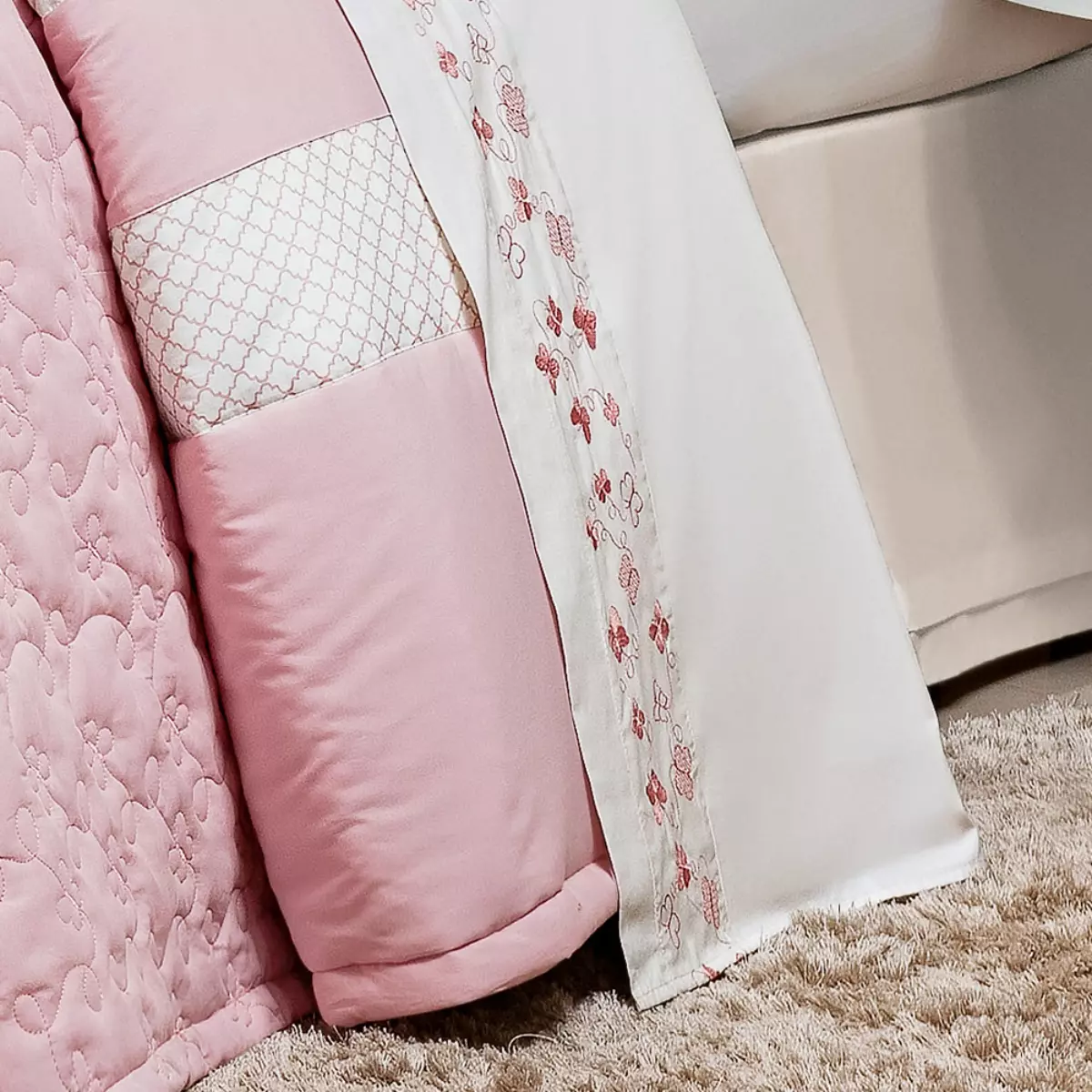 JOGO DE CAMA KING AMALF 04 PEÇAS -  PERCAL 200 FIOS -BORDADO foto adicional 5