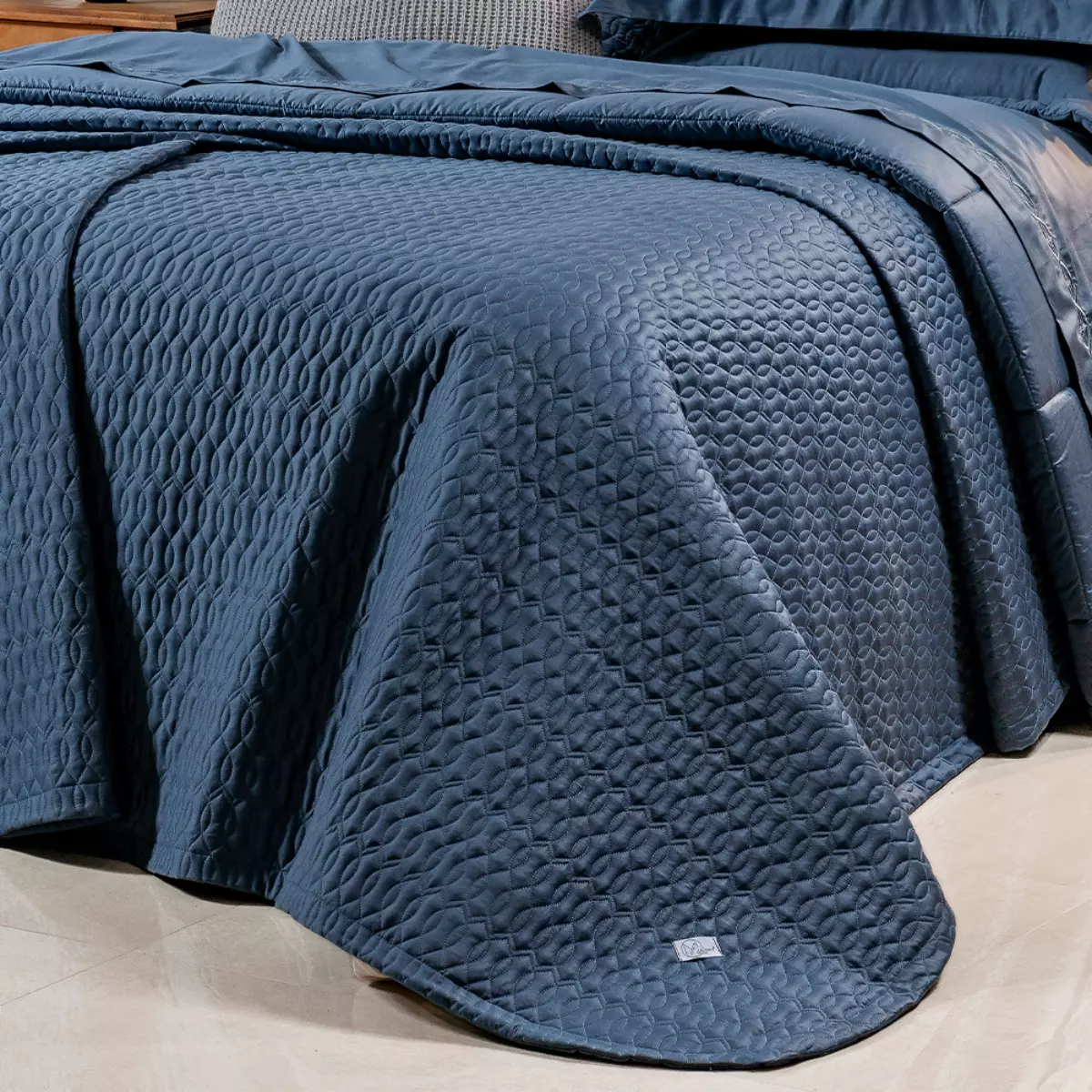 COBRE LEITO QUEEN AYLA 3 PEÇAS - 400 FIOS EGIPCIOS foto adicional 3