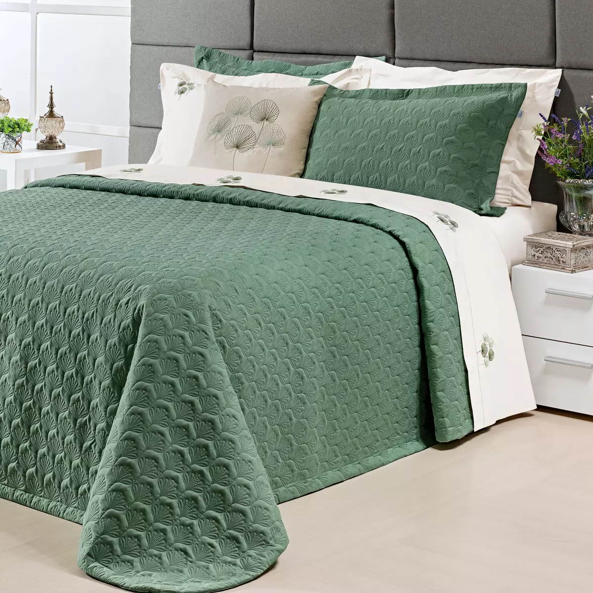 COBRE LEITO SUPER KING SURI 200 FIOS MICRO PERCAL PELETIZADO 3 PECAS