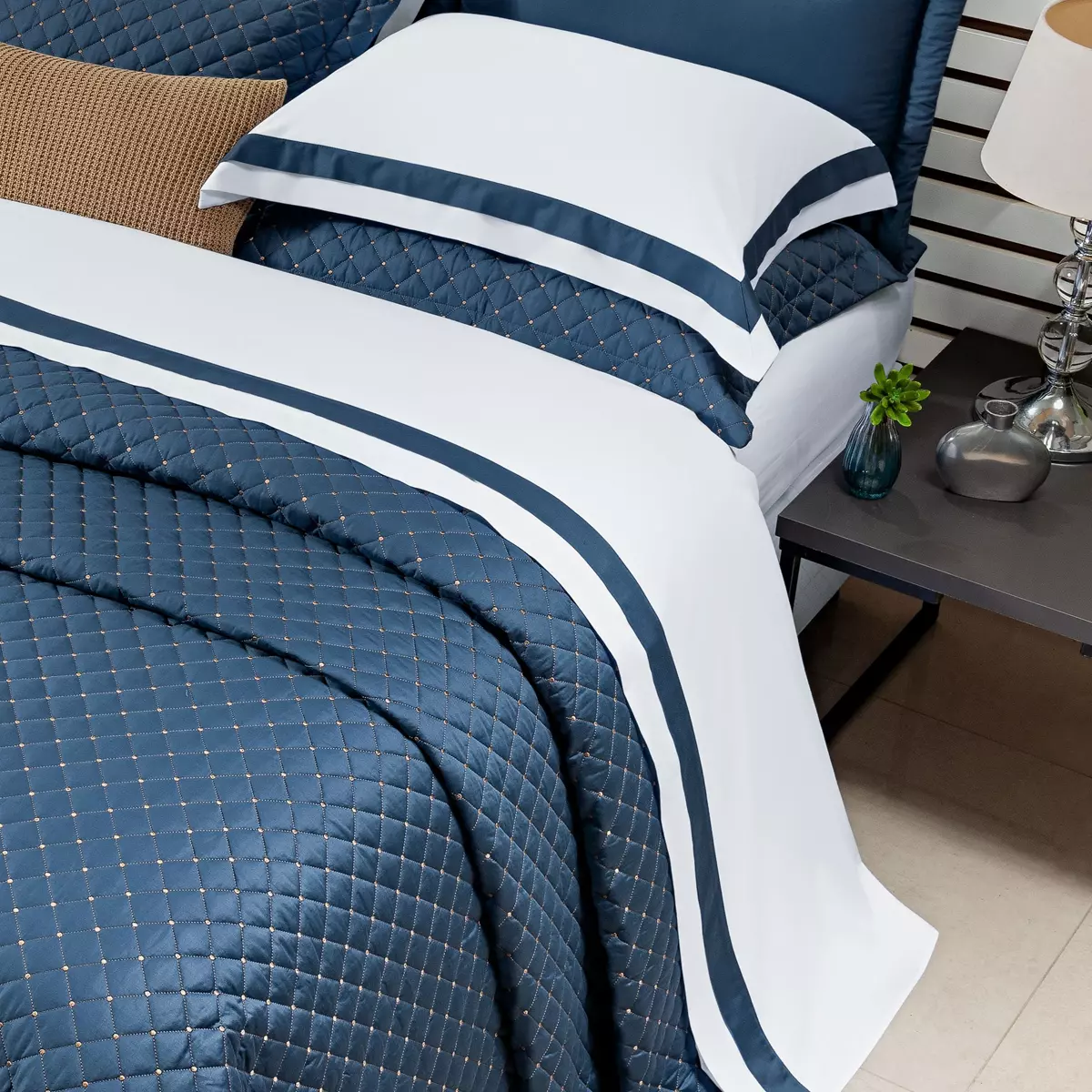 JOGO DE CAMA SOLTEIRO KING MILAN 03 PEÇAS - 400 FIOS EGIPCIOS  foto adicional 3