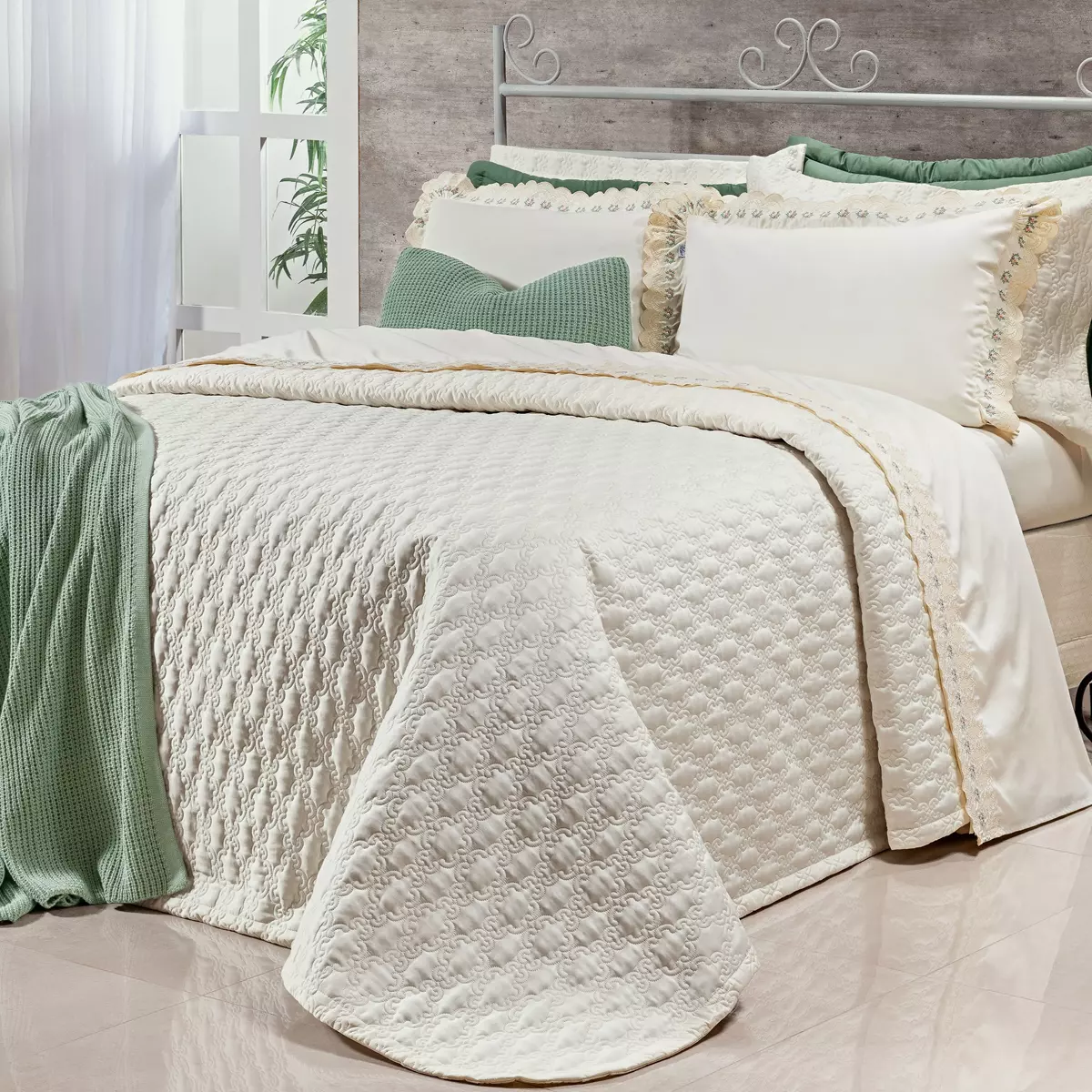 COBRE LEITO SUPER KING GENEBRA 3 PEÇAS - 400 FIOS EGIPCIOS