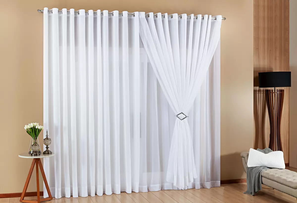 CORTINA TRÉCCIA  DE GAZE DE LINHO E VOIL BORDADO COM ILHÓS CROMADO PARA ESPAÇO DE 3,00 M LARG X 2,80M ALT. foto adicional 9