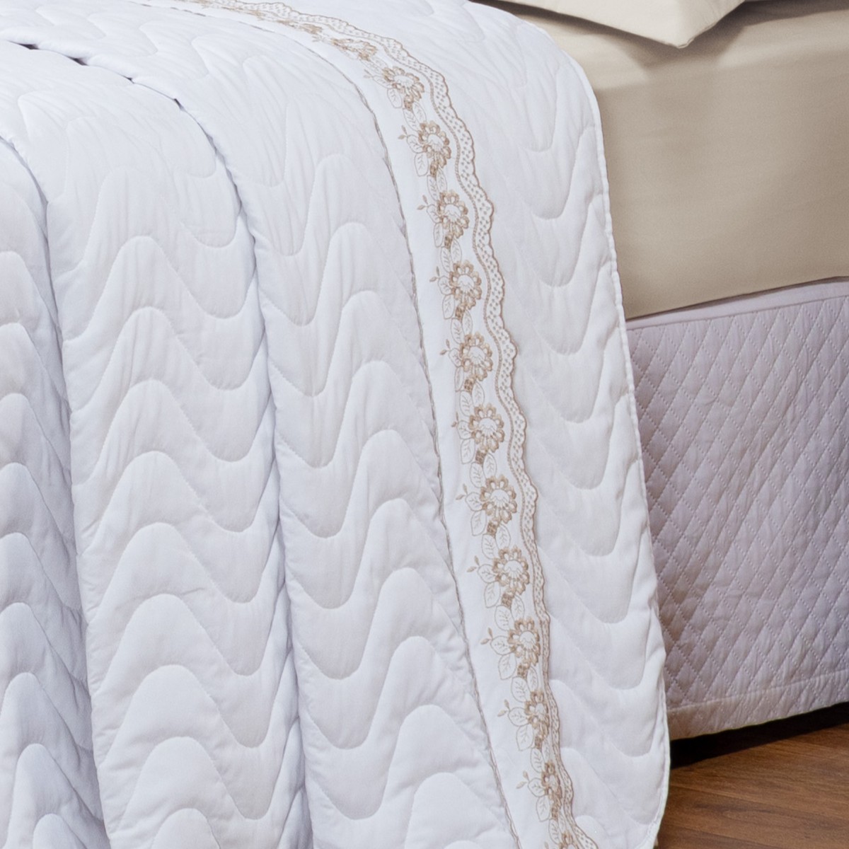 COBRE LEITO CASAL SUBLIME 3 PEÇAS - BORDADO- 200 FIOS foto adicional 7